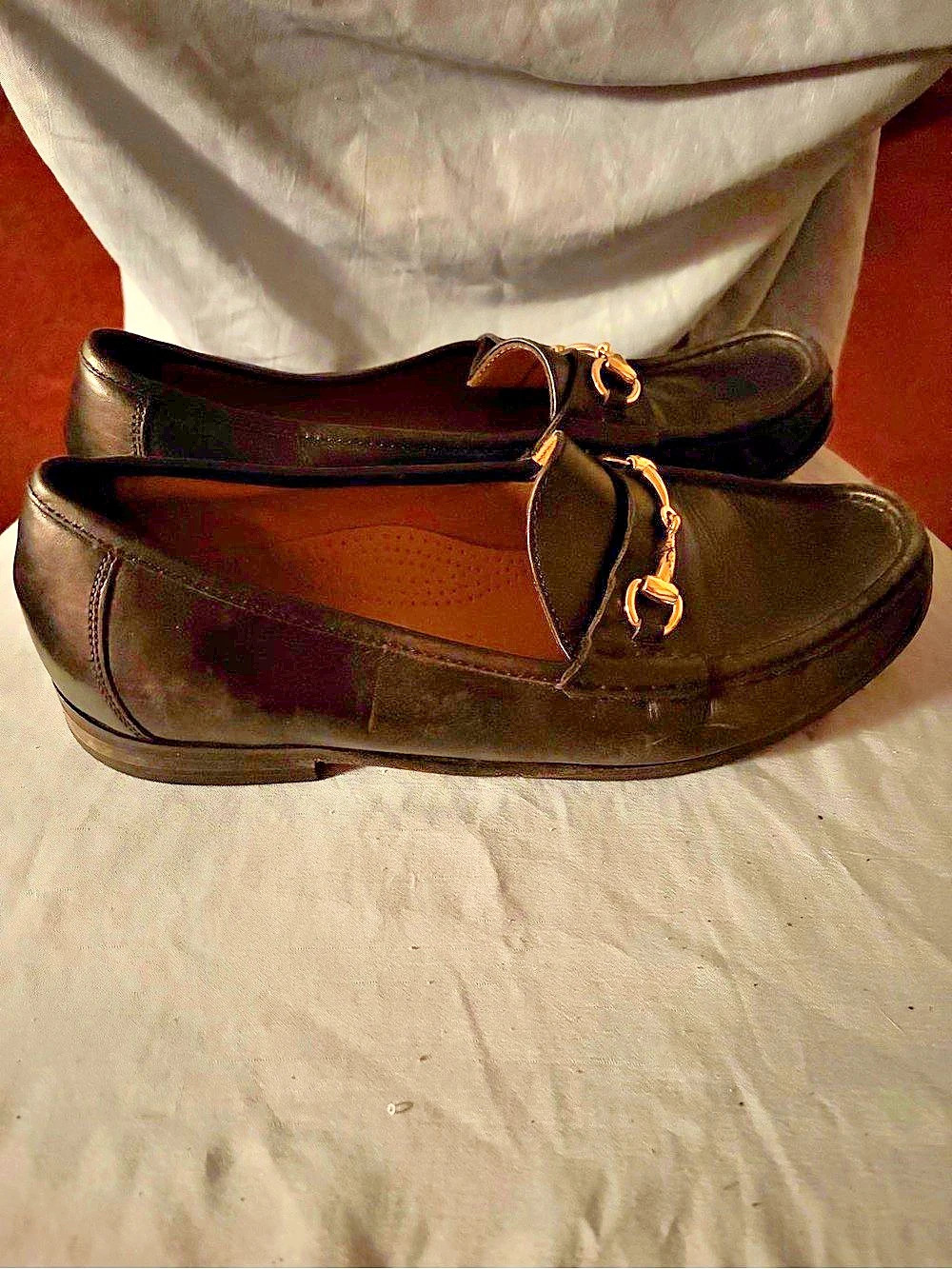 Cole Haan Black Loafers Gold-Tone Hardware size 10
